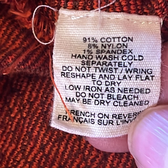 Orange paisley light zipped sweater w shawl collar. - Picture 10 of 10